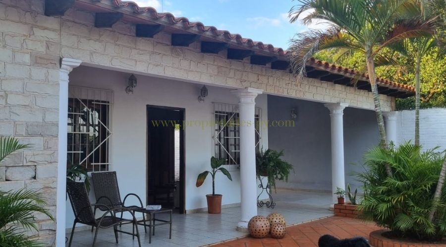 foto_Casa en Villa Elisa a 250 metros de la Municipalidad